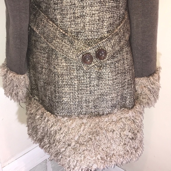 “FARINELLI ” Fibre Art and Brown Tweed Coat . - Picture 9 of 15